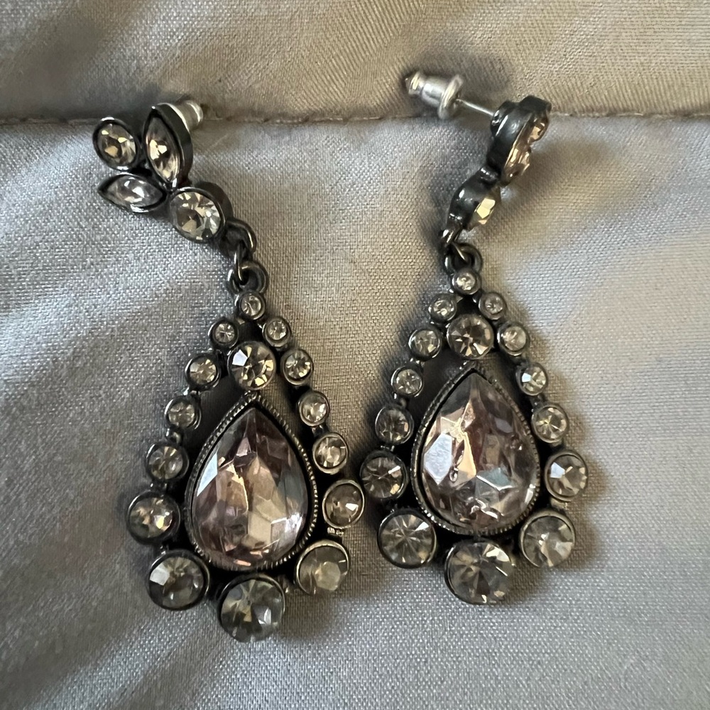 Elegant Teardrop Earrings